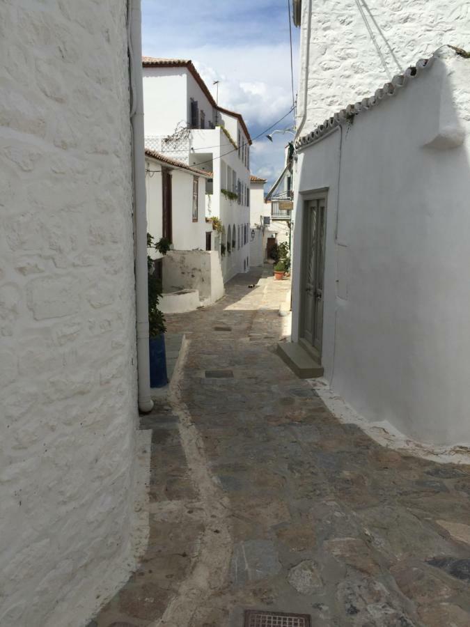 Rania'S House Vila Hidra Exterior foto